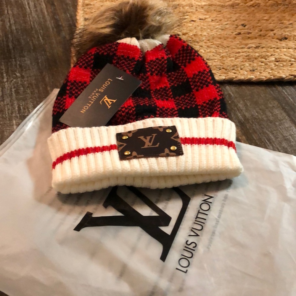 Red / Black Plaid sweater hat
